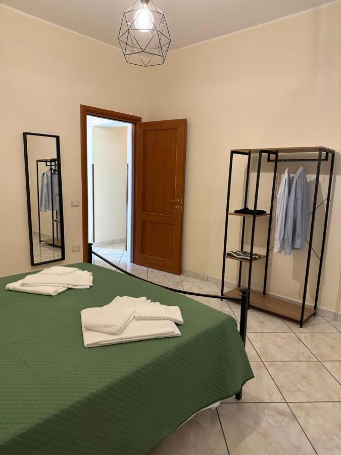 In Famiglia Apartment And Rooms For Pompei, Amalfi, Sorrento And Salerno Sant'Egidio del Monte Albino Exterior photo