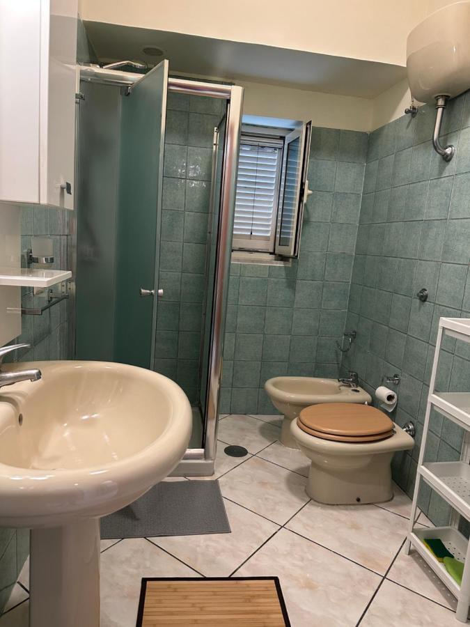 In Famiglia Apartment And Rooms For Pompei, Amalfi, Sorrento And Salerno Sant'Egidio del Monte Albino Exterior photo